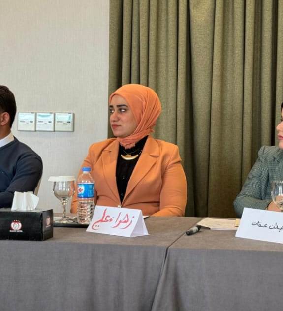 ” العمل كأفراد في تحقيق السلام لا يكفي لمواجهة التحديات , ان فرص النجاح تزداد بشكل كبير عندما نعمل معا رجالا ونساء كفريق تتشارك فيه تحمل الأعباء والمخاطر والمسؤوليات .